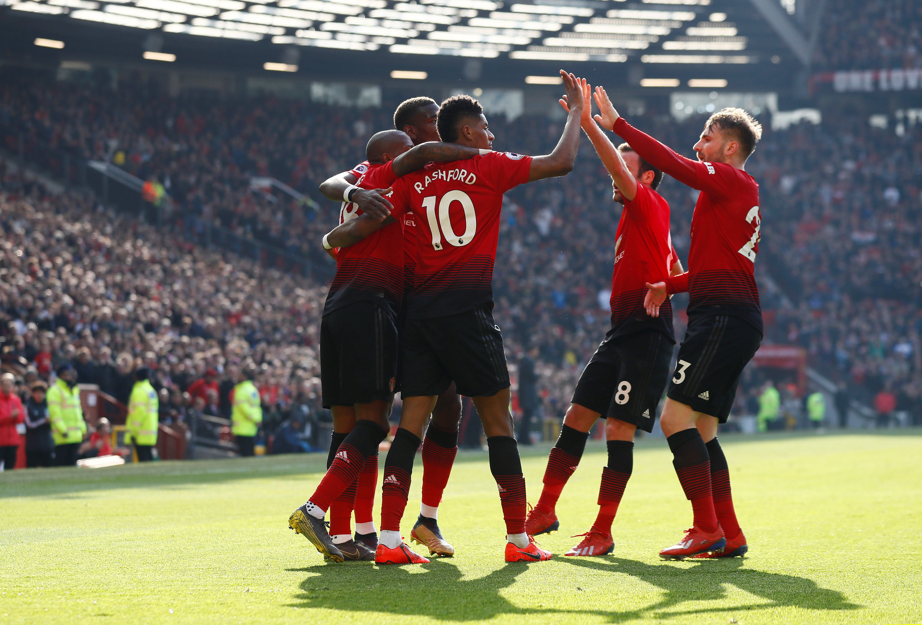 同时也吸引 同时也吸引